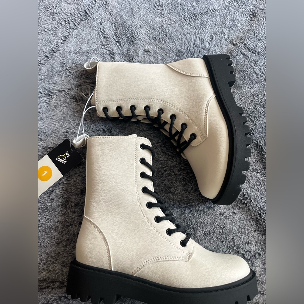 Art Class Cream and Black Kids Combat Boots